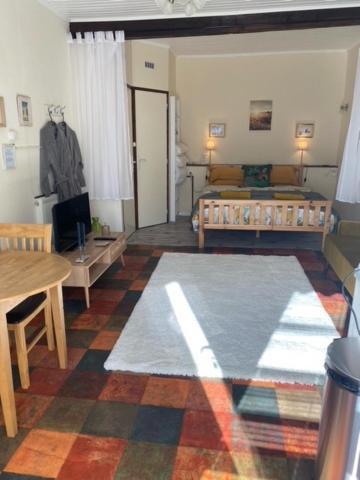 No 5 * Plaisance (Gers)